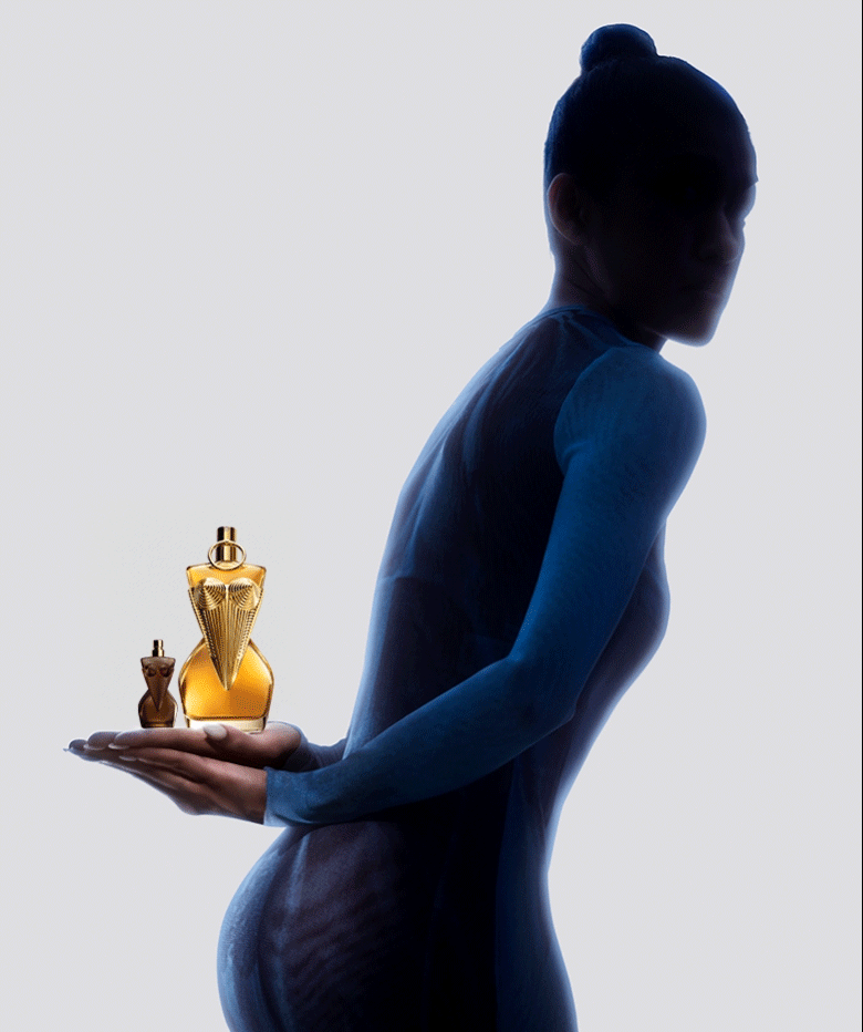 Miniature Set_Women_780x933.gif